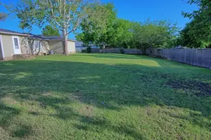 933 N Main St, Muenster, TX 76252 - Photo 28