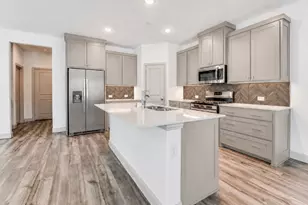 8913 Swallowtail St, Frisco, TX 75035 - Photo 10