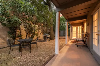 435 W Northgate Drive, Irving, TX 75062 - Photo 28
