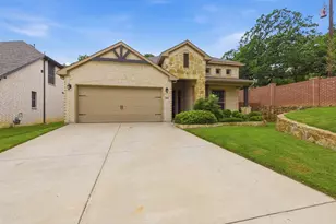 4852 Nickeldale Ct, Fort Worth, TX 76244 - Photo 2
