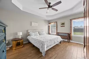 3928 Country Meadows Cir, Granbury, TX 76049 - Photo 10