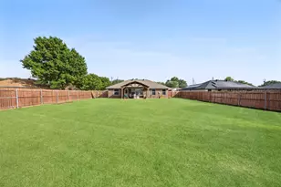 3928 Country Meadows Cir, Granbury, TX 76049 - Photo 20