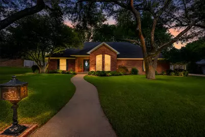 926 Canyon Drive, Cleburne, TX 76033 - Photo 2