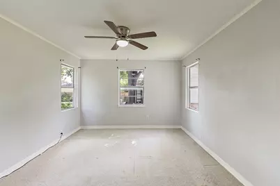 1513 Davis Boulevard, Garland, TX 75042 - Photo 18