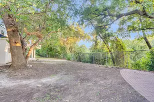 4220 Dawn Dr, Benbrook, TX 76116 - Photo 30