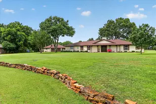 105 Elm Dr, Oak Leaf, TX 75154 - Photo 38