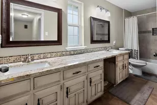 105 Elm Dr, Oak Leaf, TX 75154 - Photo 24