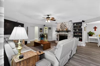 105 Elm Drive, Oak Leaf, TX 75154 - Photo 16