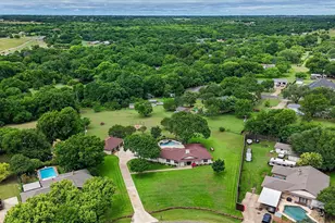 105 Elm Dr, Oak Leaf, TX 75154 - Photo 40