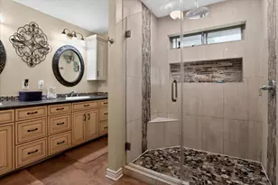 105 Elm Dr, Oak Leaf, TX 75154 - Photo 22