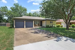 813 S Andrews St, Sherman, TX 75090 - Photo 1