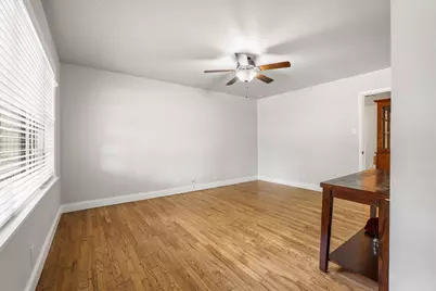 813 S Andrews Street, Sherman, TX 75090 - Photo 4