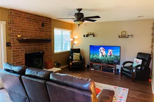 1848 Sonnet Dr, Grapevine, TX 76051 - Photo 10