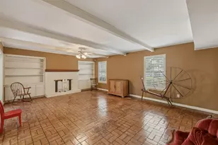 9929 Windledge Dr, Dallas, TX 75238 - Photo 10