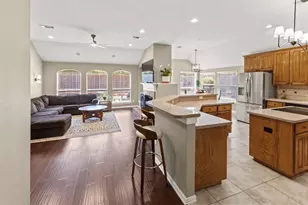 6315 Fannin Dr, Arlington, TX 76001 - Photo 10