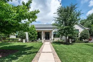 4611 Bobbitt Dr, Dallas, TX 75229 - Photo 2