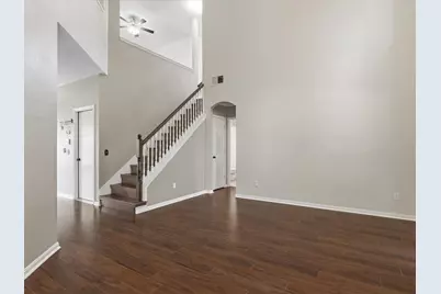2878 Ridgedale Drive, Lewisville, TX 75067 - Photo 4