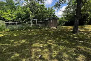 210 Kean, Ladonia, TX 75449 - Photo 34