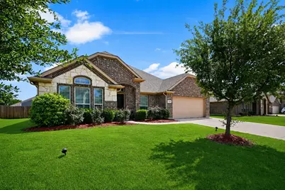 1108 Daventry Drive, Glenn Heights, TX 75154 - Photo 2