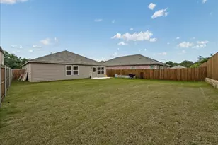 2820 Pecan Pk Dr, Denton, TX 76208 - Photo 6