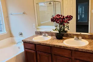 11956 Kingsville Dr, Frisco, TX 75035 - Photo 12