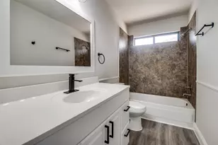829 Foxridge Dr, Arlington, TX 76017 - Photo 18
