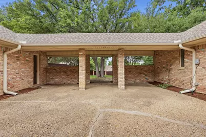 3001 S Country Club Road, Garland, TX 75043 - Photo 34
