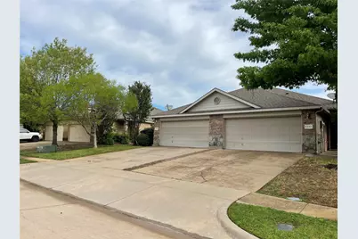 1334 Piedmont Drive, Mansfield, TX 76063 - Photo 2