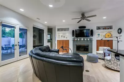 5804 Preston Fairways Drive, Dallas, TX 75252 - Photo 10