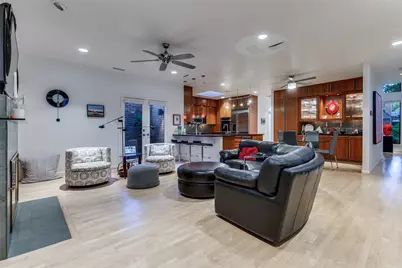 5804 Preston Fairways Drive, Dallas, TX 75252 - Photo 10