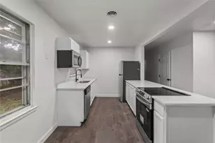 3937 Woodlane Ave, Haltom City, TX 76117 - Photo 6
