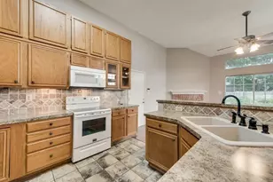 10104 Burgundy Dr, Frisco, TX 75035 - Photo 6
