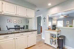 3701 Teal Ln, Bedford, TX 76021 - Photo 14