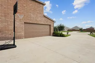 1556 Woodlake Dr, Waxahachie, TX 75165 - Photo 6