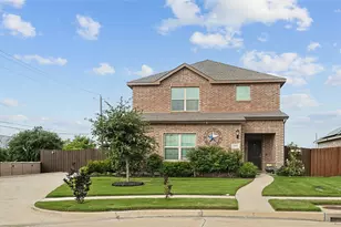 1556 Woodlake Dr, Waxahachie, TX 75165 - Photo 1