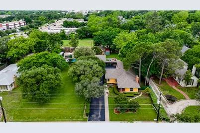 1815 N Bell Avenue, Denton, TX 76209 - Photo 2