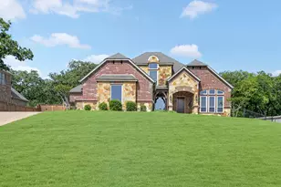 12601 Indian Creek Dr, Fort Worth, TX 76179 - Photo 2