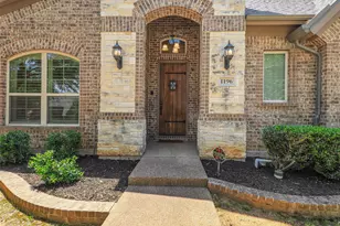 1196 Foster St, Lantana, TX 76226 - Photo 4