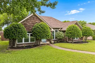 411 N Gaston Dr, Wylie, TX 75098 - Photo 2