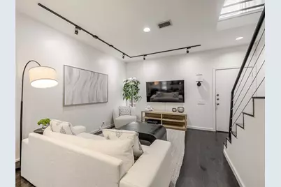 4242 Buena Vista Street #21, Dallas, TX 75205 - Photo 2