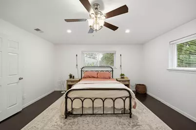 3732 Kiest Knoll Drive, Dallas, TX 75233 - Photo 16