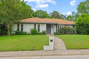 3732 Kiest Knoll Dr, Dallas, TX 75233 - Photo 1