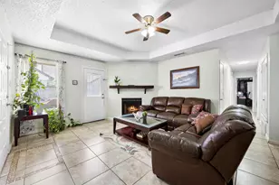 6485 Central Ave, North Richland Hills, TX 76182 - Photo 4