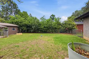 2137 Lenamon St, Waco, TX 76710 - Photo 24