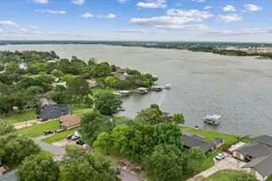 3905 Winding Way, Granbury, TX 76049 - Photo 36