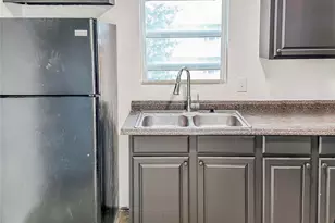 2404-2406 Colony Ct, Dallas, TX 75235 - Photo 8