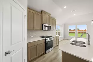 7537 Lavender Ln, Ponder, TX 76259 - Photo 8