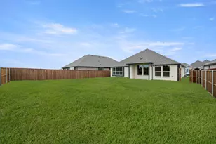 7537 Lavender Ln, Ponder, TX 76259 - Photo 26