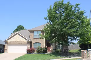 8224 Summerview Ct, Fort Worth, TX 76123 - Photo 2