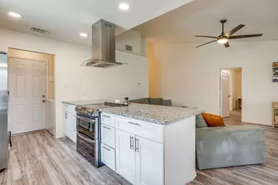 2135 Reverchon Drive, Arlington, TX 76017 - Photo 16